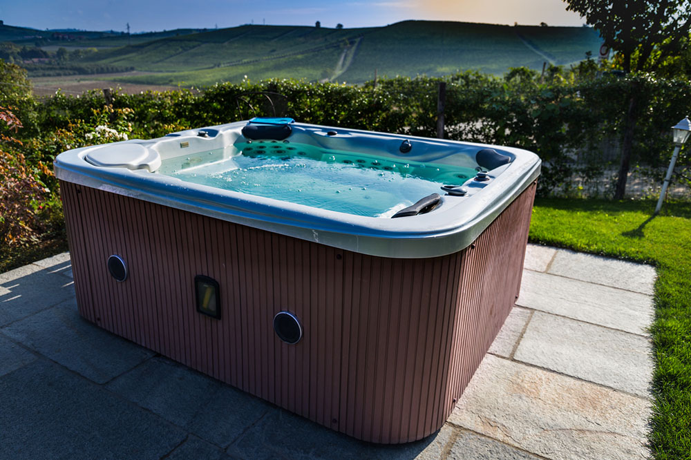 4 Useful Tips for Buying a Hot Tub