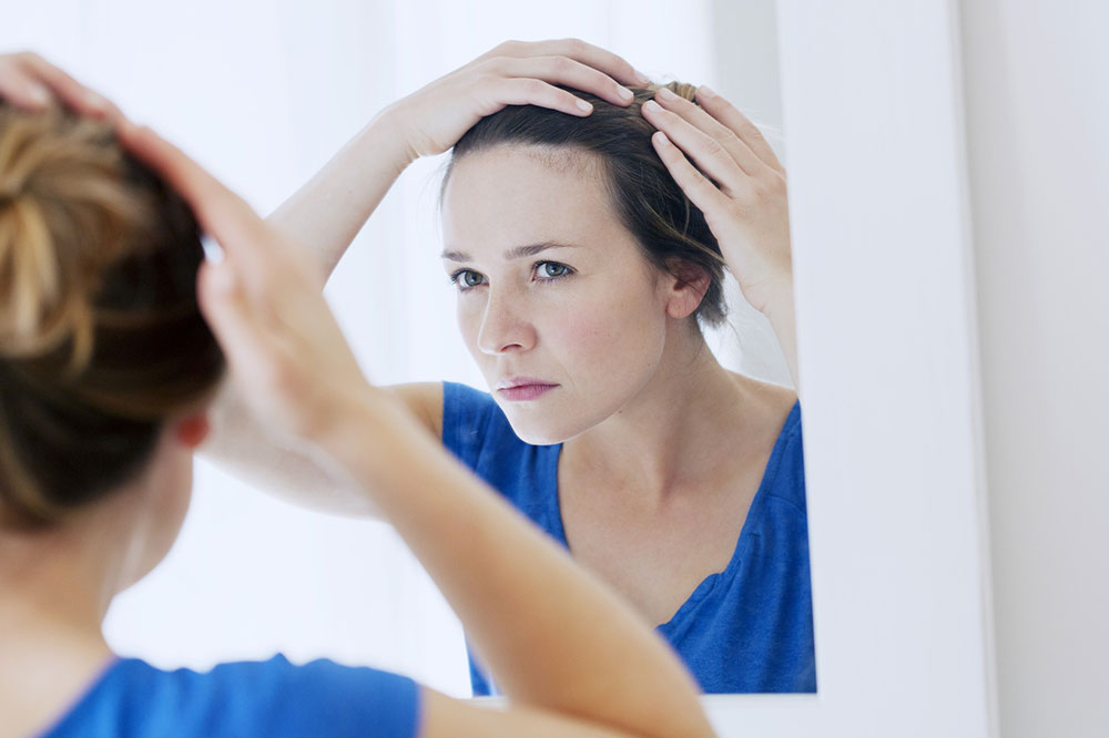 6 Proven Natural Remedies to Treat Hair Loss